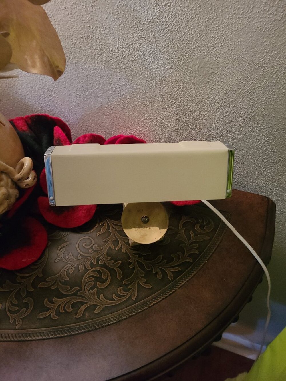 VINTAGE Mobilite Model 315 Cream MCM Reading Lamp Light for Bed Headboard